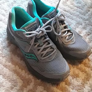 Saucony Tennis Shoes